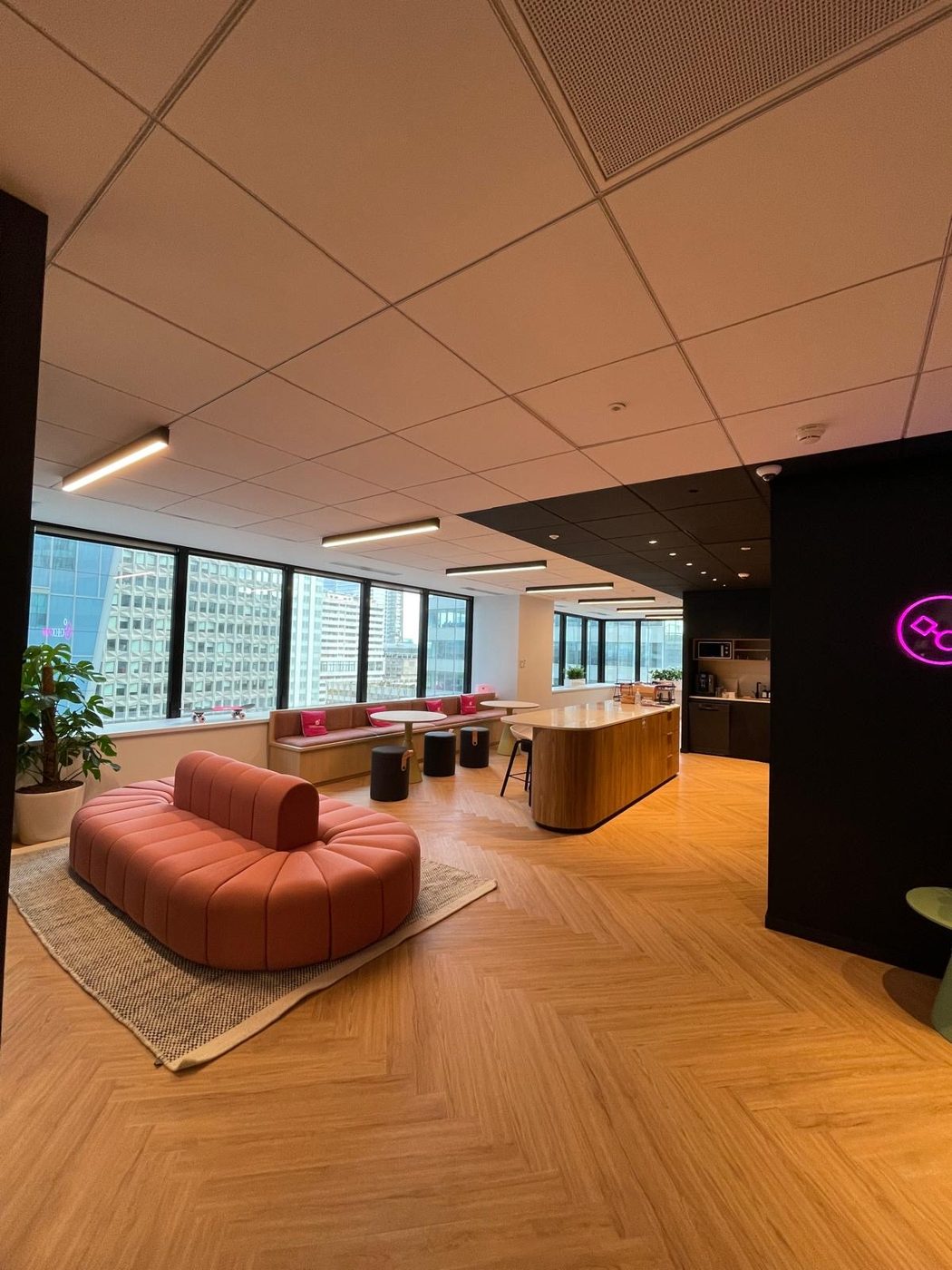 Salle de réunion design entreprise