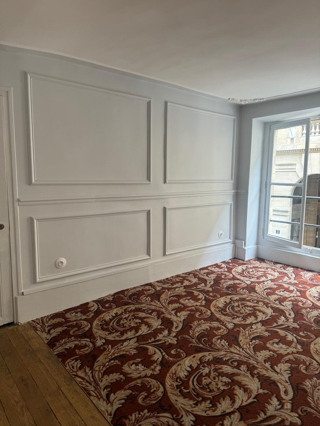 Salon haussmannien rénové, Paris 8e